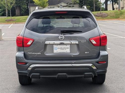 2019 Nissan Pathfinder SV