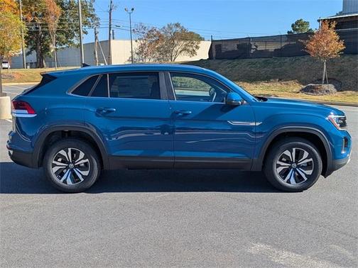 2026 Volkswagen Atlas Cross Sport 2.0T SE
