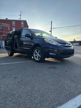 2006 Toyota Sienna XLE