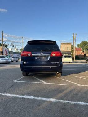 2006 Toyota Sienna XLE