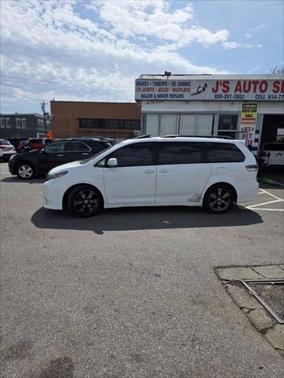 2016 Toyota Sienna SE Premium