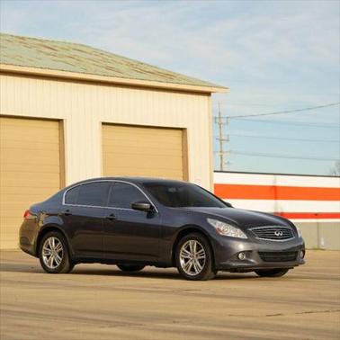 2013 INFINITI G37x Base