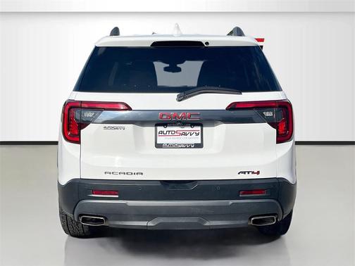 2022 GMC Acadia AWD AT4