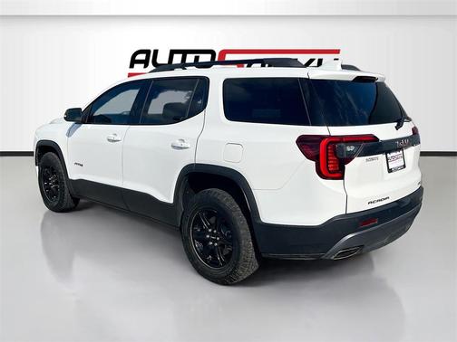 2022 GMC Acadia AWD AT4