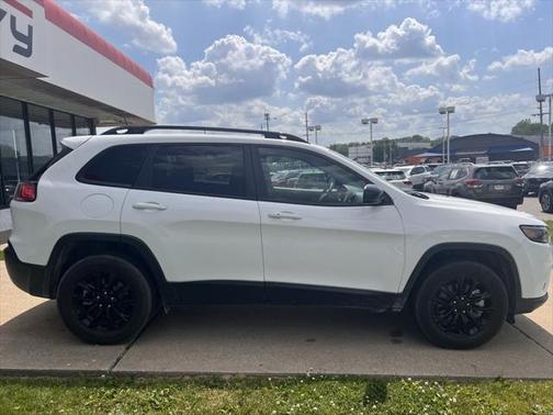 2023 Jeep Cherokee Altitude