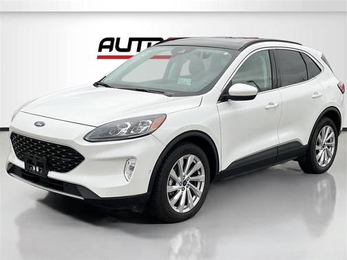 2022 Ford Escape Titanium