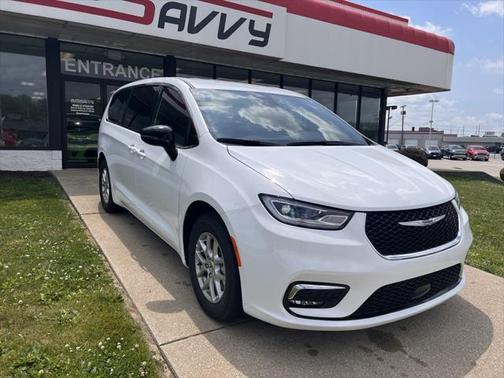 2025 Chrysler Pacifica L