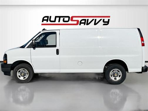 2024 Chevrolet Express 2500 RWD 2500 Regular Wheelbase WT