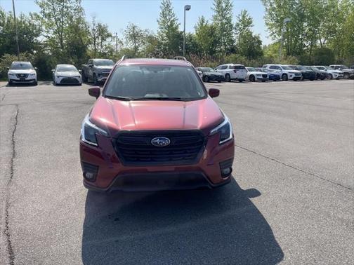 2023 Subaru Forester Premium