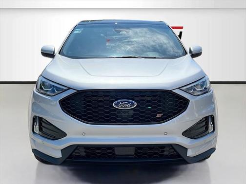 2021 Ford Edge ST