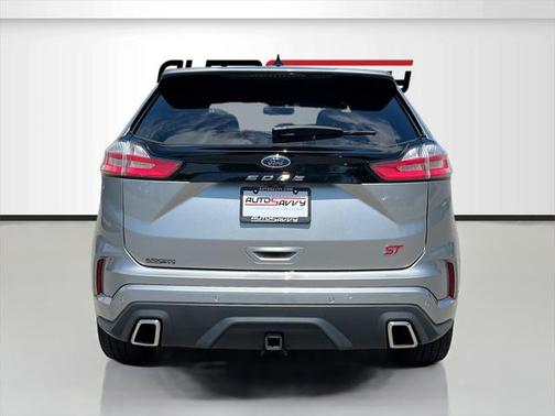 2021 Ford Edge ST