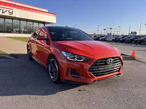 2019 Hyundai Veloster Base