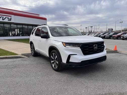 2023 Honda Pilot AWD Sport