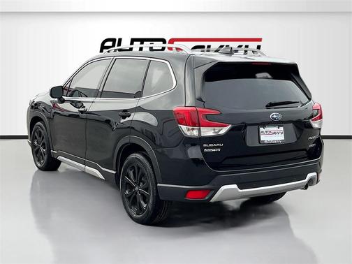 2023 Subaru Forester Touring