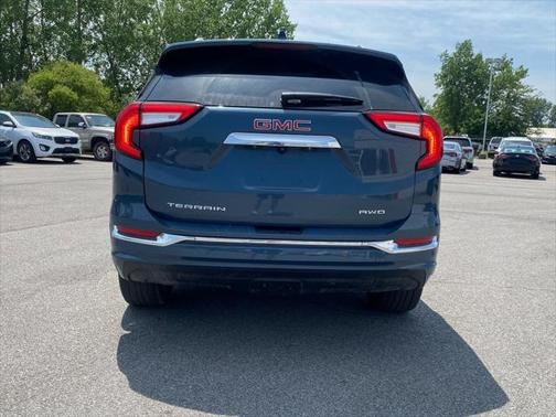 2024 GMC Terrain Denali