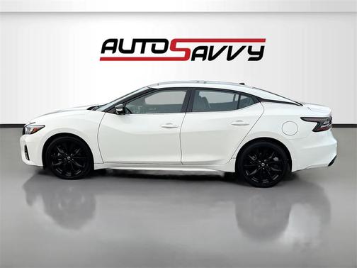 2022 Nissan Maxima SR Xtronic CVT