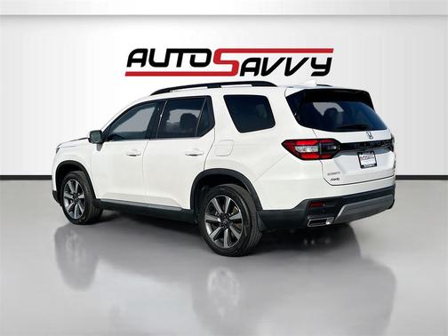 2023 Honda Pilot AWD Elite