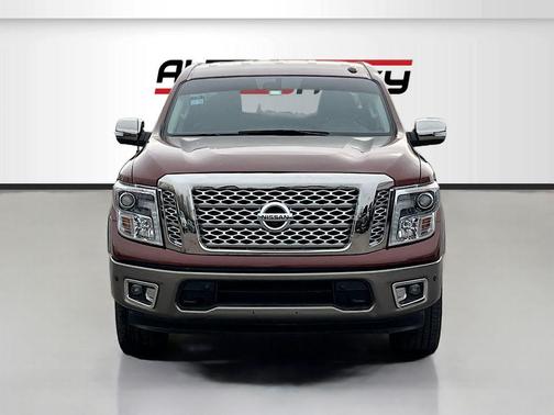 2019 Nissan Titan Platinum Reserve