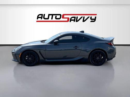 Pavement 2024 Toyota GR86 Premium