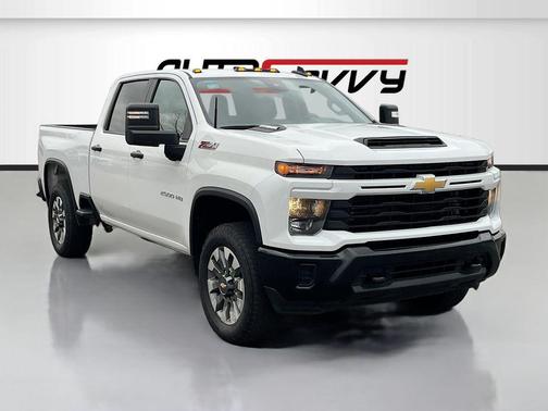 2024 Chevrolet Silverado 2500 Custom