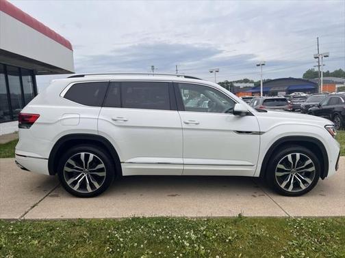 2022 Volkswagen Atlas 3.6L SEL Premium