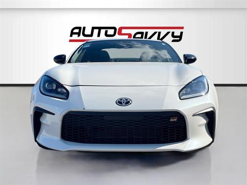 2024 Toyota GR86 Premium