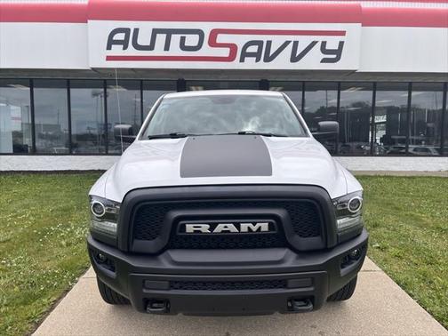 2019 RAM 1500 Classic Warlock Crew Cab 4x4 5'7' Box