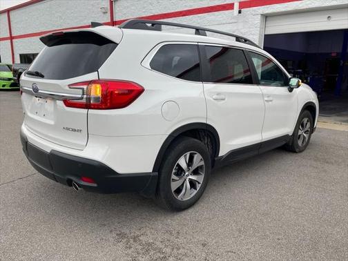 2023 Subaru Ascent Premium 7-Passenger