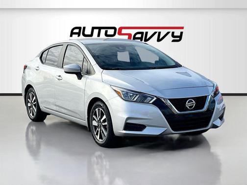 2022 Nissan Versa 1.6 SV