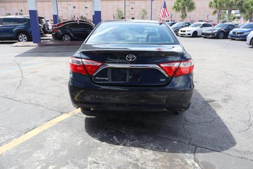 Black 2016 Toyota Camry SE