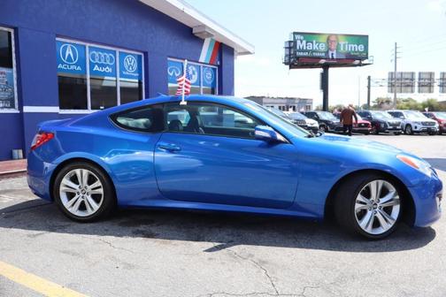 Mirabeau Blue 2011 Hyundai Genesis Coupe 3.8 Grand Touring