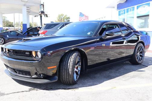 2017 Dodge Challenger SRT 392