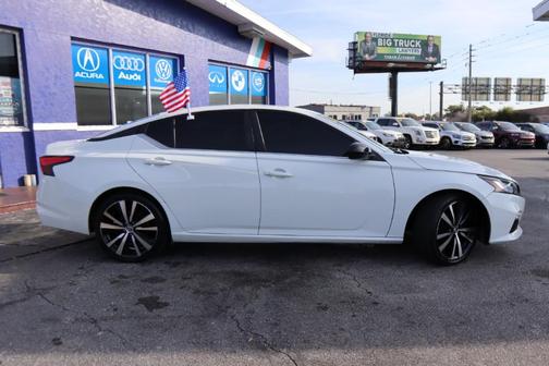 2021 Nissan Altima 2.5 SR