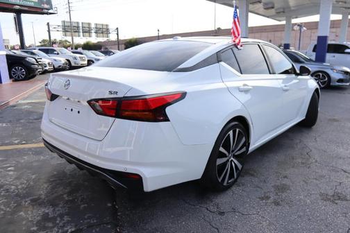 2021 Nissan Altima 2.5 SR