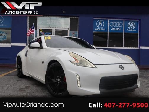 Pearl White 2014 Nissan 370Z Base
