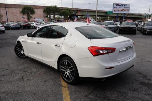 2017 Maserati Ghibli Base