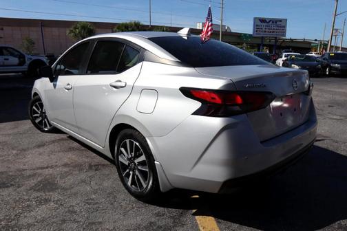 2021 Nissan Versa 1.6 SV