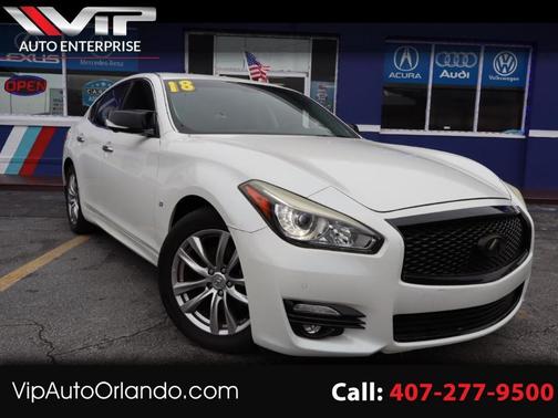 2018 INFINITI Q70 3.7 LUXE