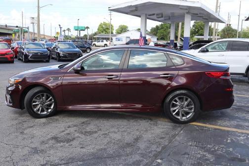 Maroon 2019 Kia Optima LX