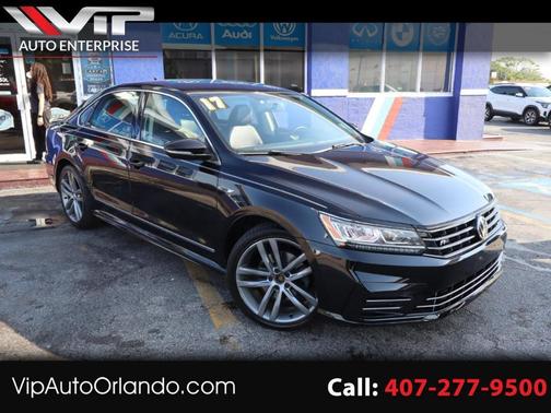 Deep Black Pearl Effect 2017 Volkswagen Passat 1.8T R-Line