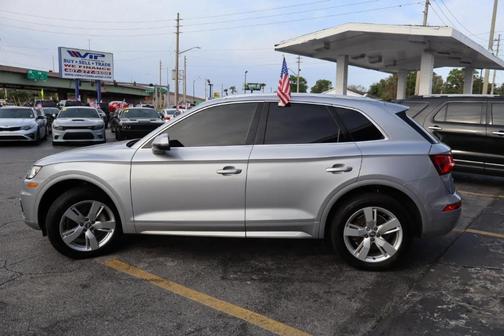 2018 Audi Q5 2.0T Premium Plus