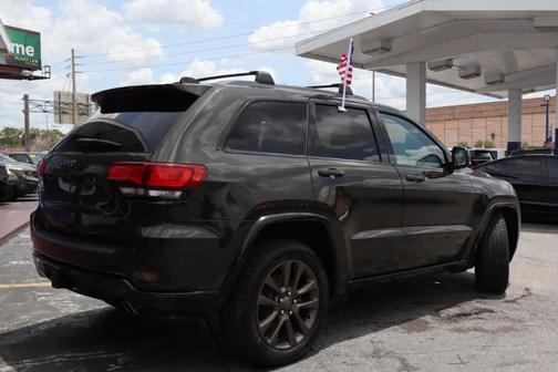 Green 2016 Jeep Grand Cherokee Limited