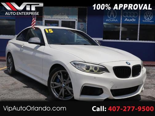 White 2015 BMW M235 i