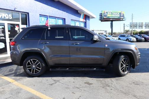 2017 Jeep Grand Cherokee Trailhawk