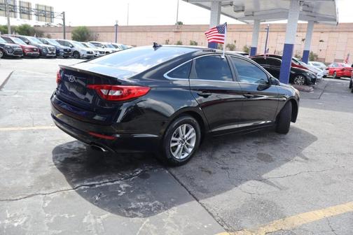 Phantom Black 2016 Hyundai SONATA SE