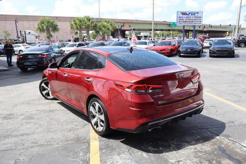 Red 2019 Kia Optima S