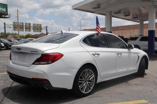 White 2020 Genesis G70 2.0T