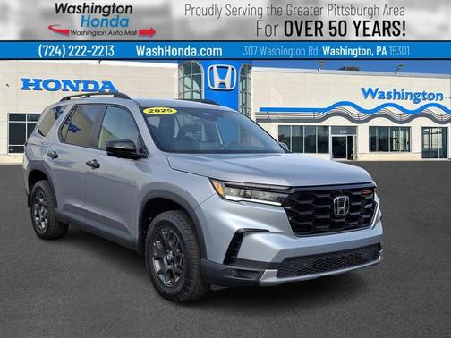 Lunar Silver Metallic 2025 Honda Pilot
