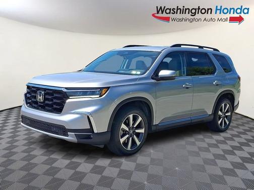 Lunar Silver Metallic 2025 Honda Pilot