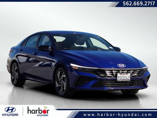 2025 Hyundai ELANTRA HEV SEL Sport